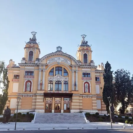 De Lux Central, P-ta Matei Corvin