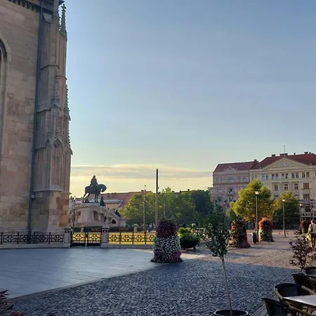 De Lux Central, P-ta Matei Corvin Kluż-Napoka
