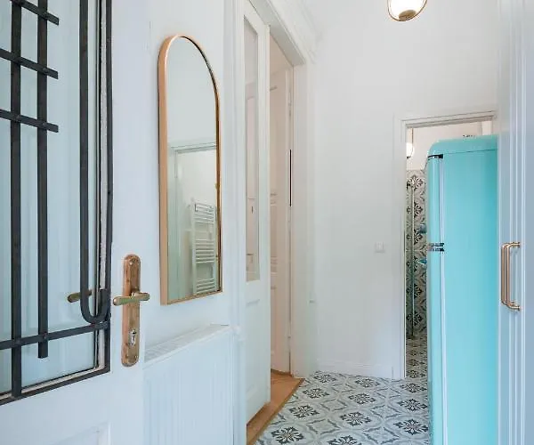 De Lux Central, P-ta Matei Corvin Appartement