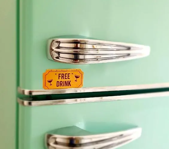 De Lux Central, P-ta Matei Corvin