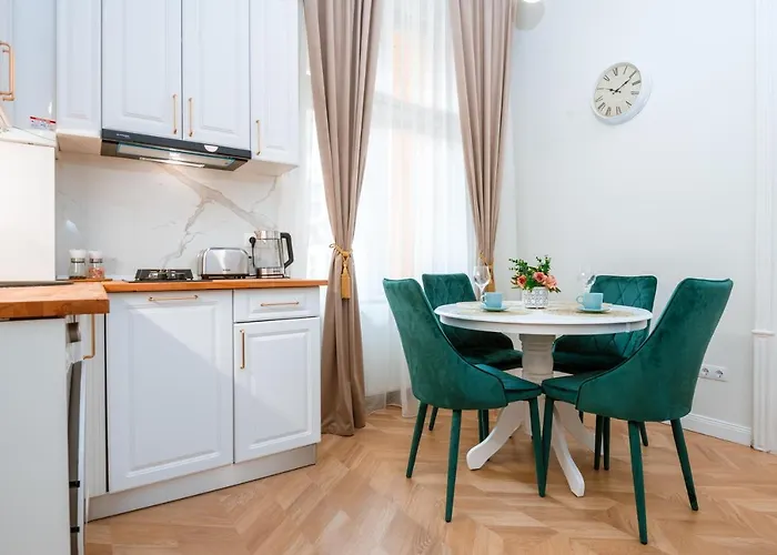 Appartement De Lux Central, P-ta Matei Corvin