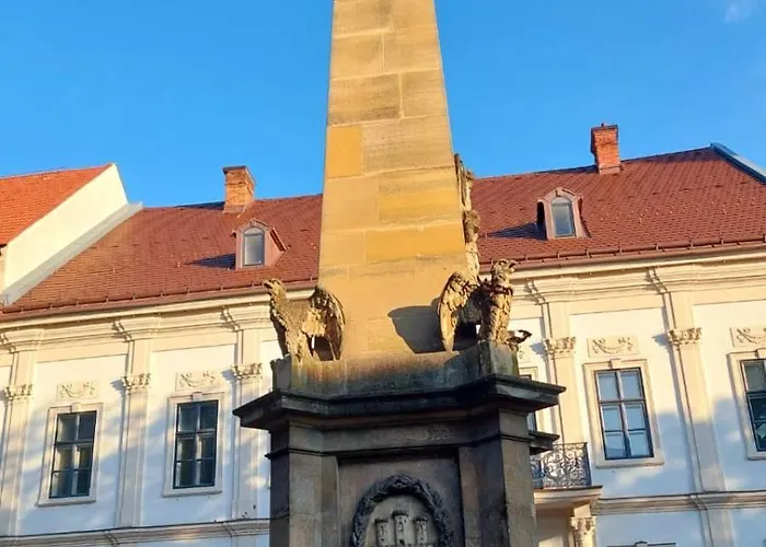 De Lux Central, P-ta Matei Corvin Kluż-Napoka